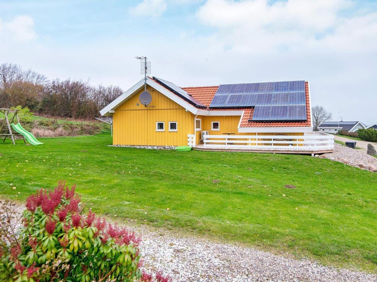 8 Person Holiday Home In Nordborg Quarto foto